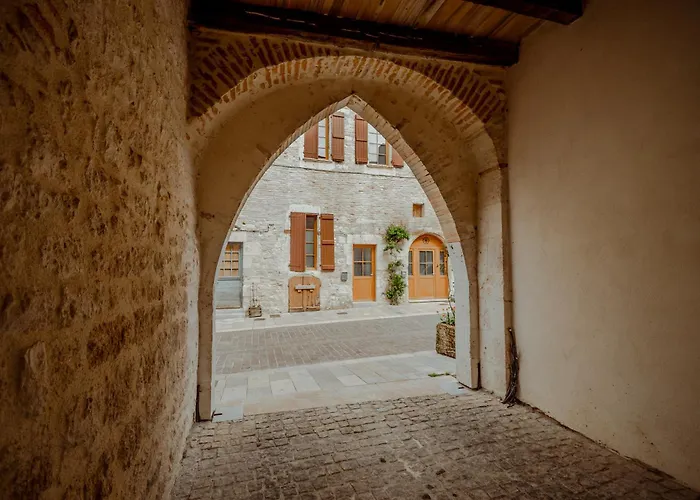 La Bleue カントリーハウス *